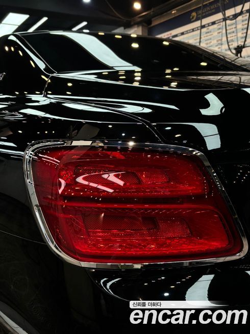 Bentley Flying Spur 2021