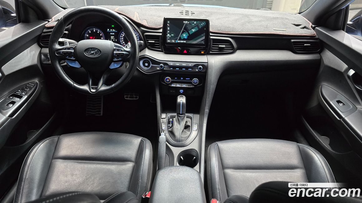 Hyundai Veloster 2021