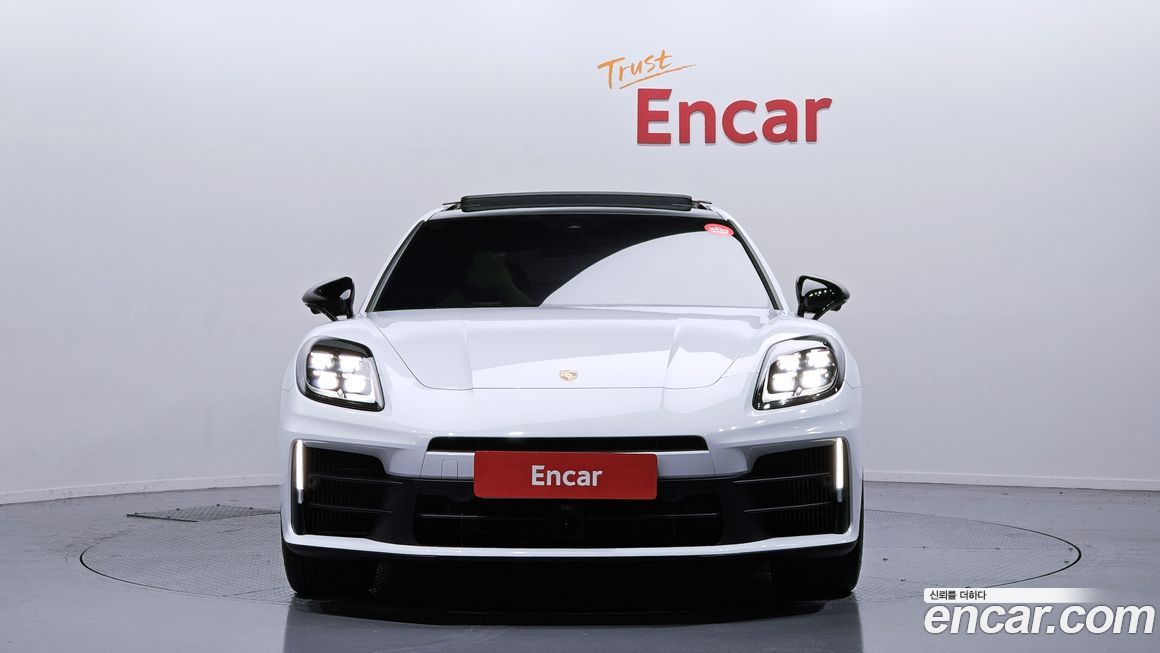 Porsche Panamera 2024