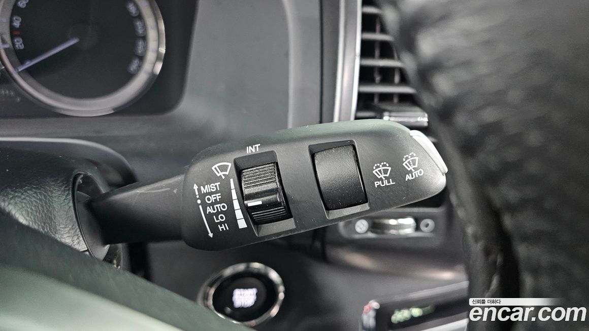 KG_Mobility_Ssangyong Rexton 2020