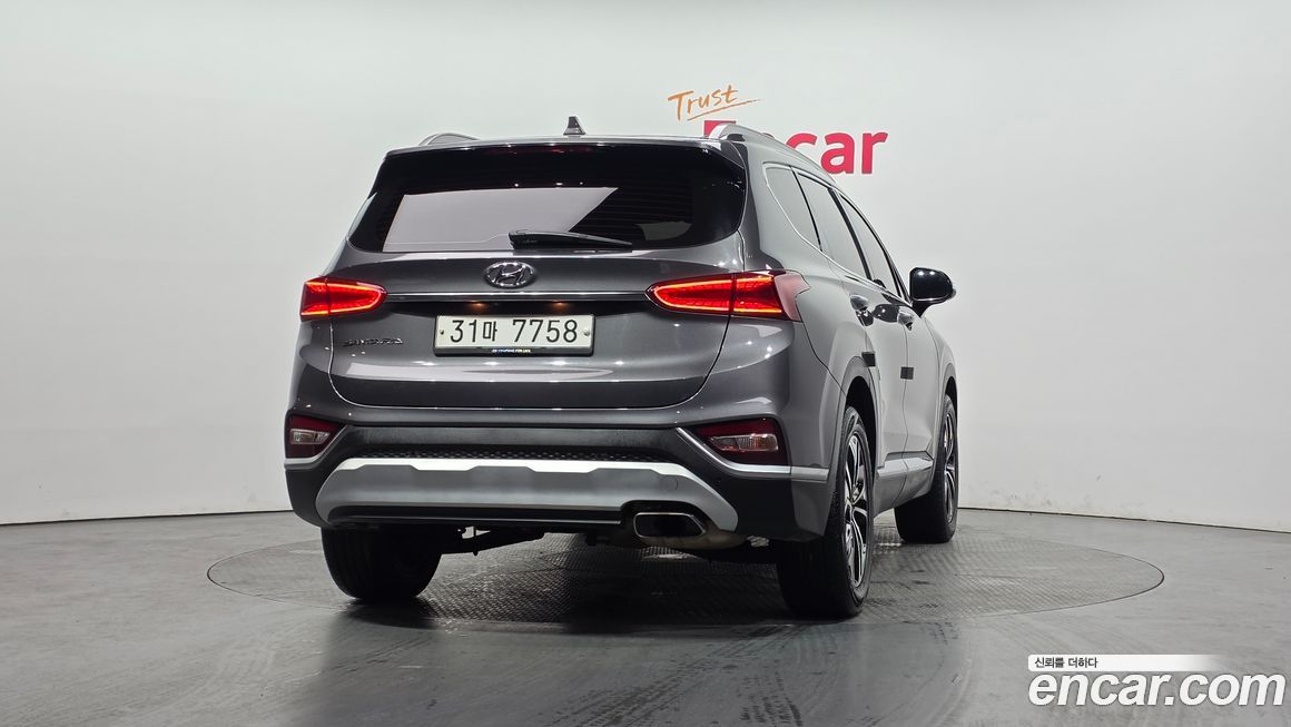 Hyundai Santafe 2020