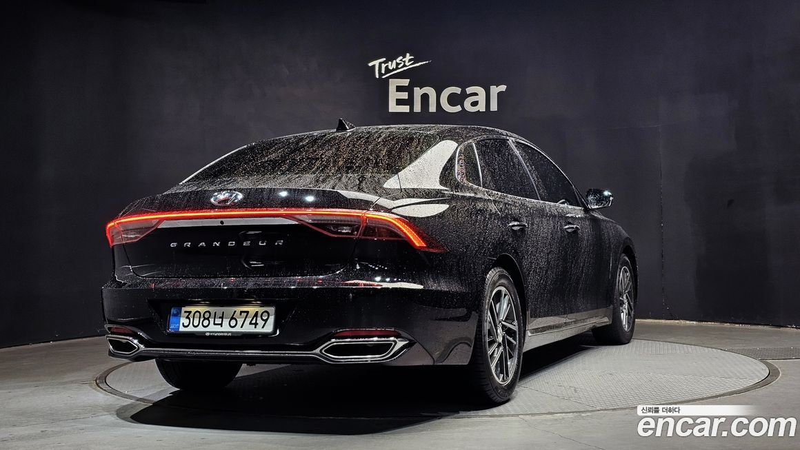 Hyundai Grandeur 2022