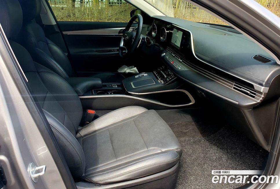 Hyundai Grandeur 2021