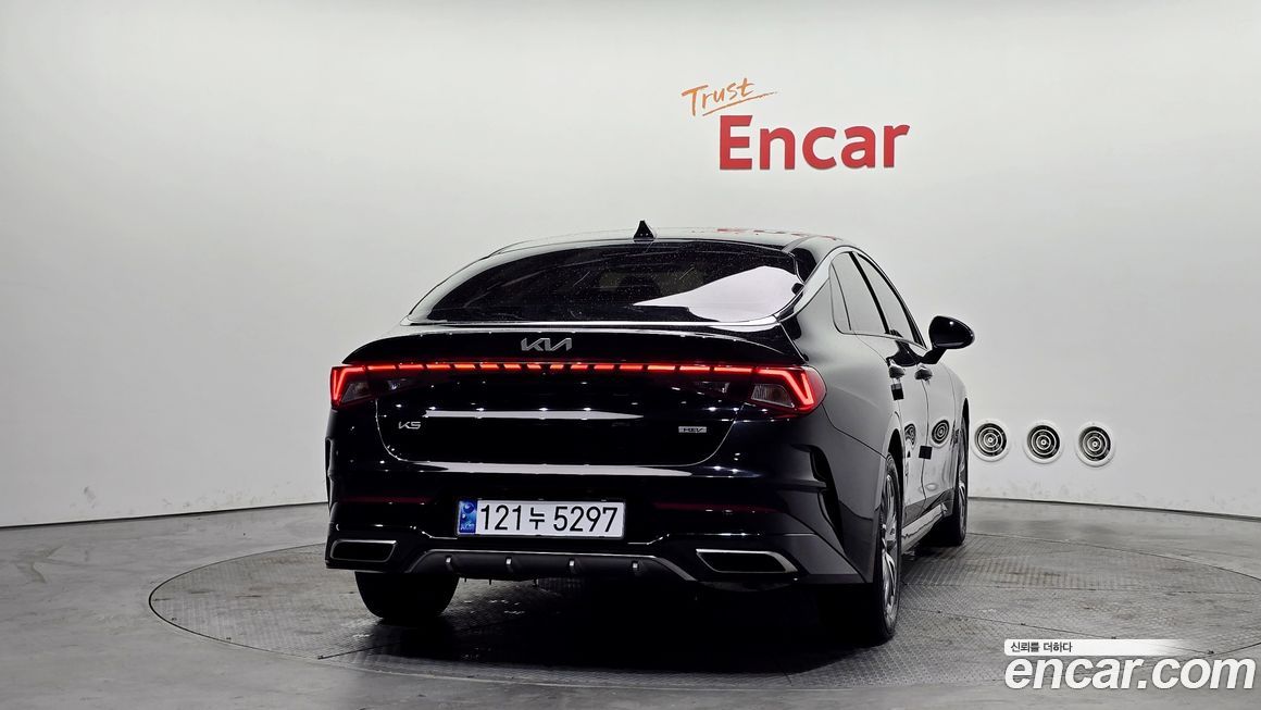 Kia K5 2023