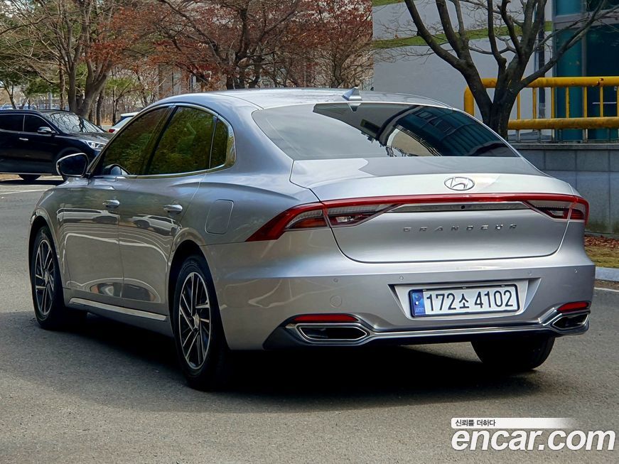 Hyundai Grandeur 2021