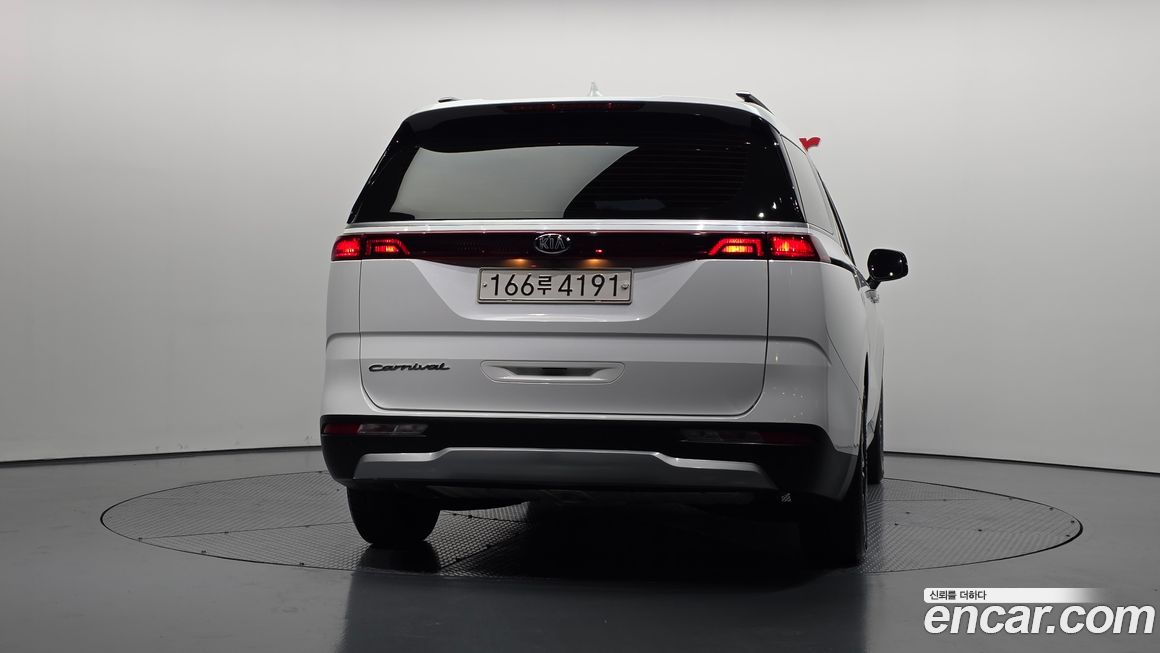 Kia Canival 2021