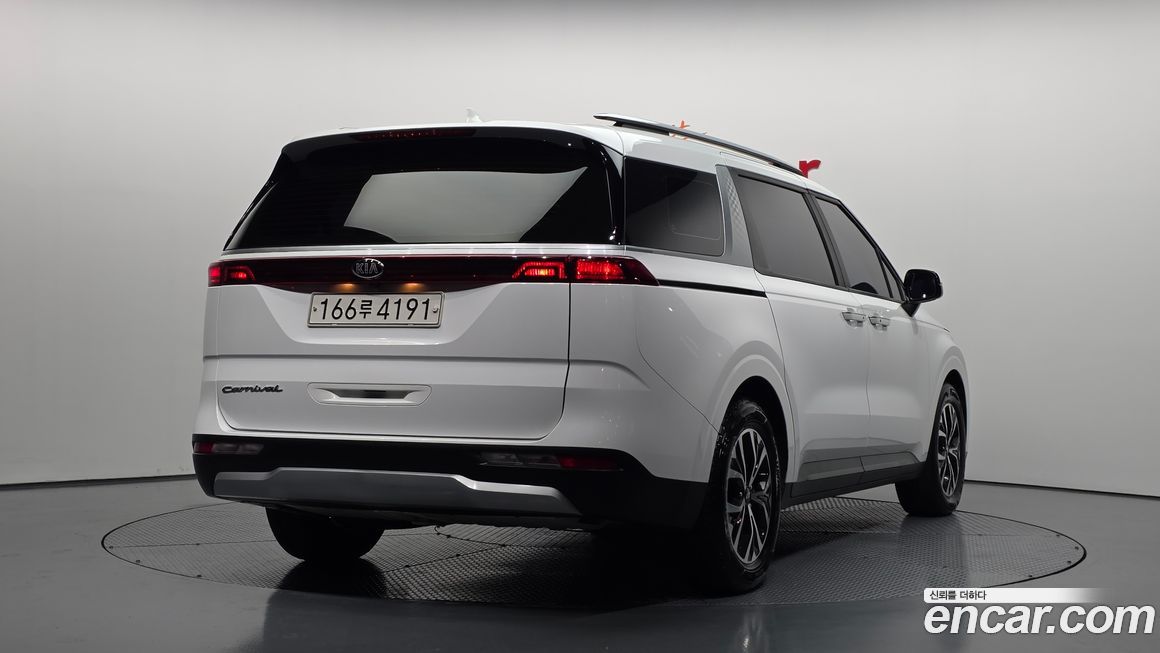 Kia Canival 2021