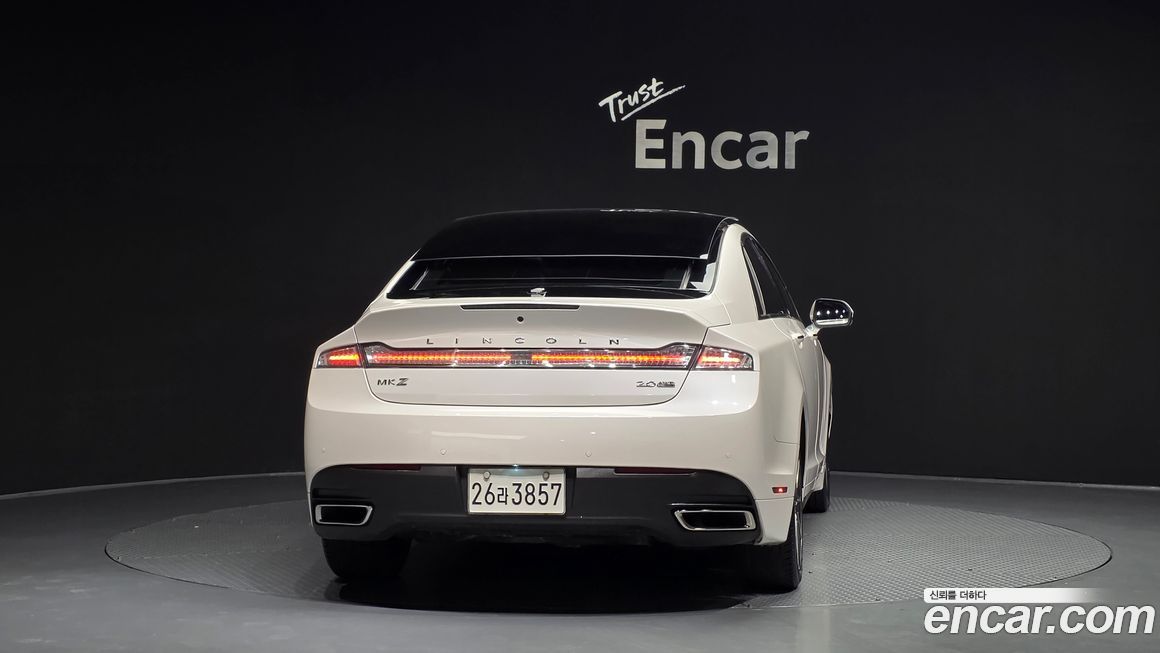 Lincoln MKZ 2015
