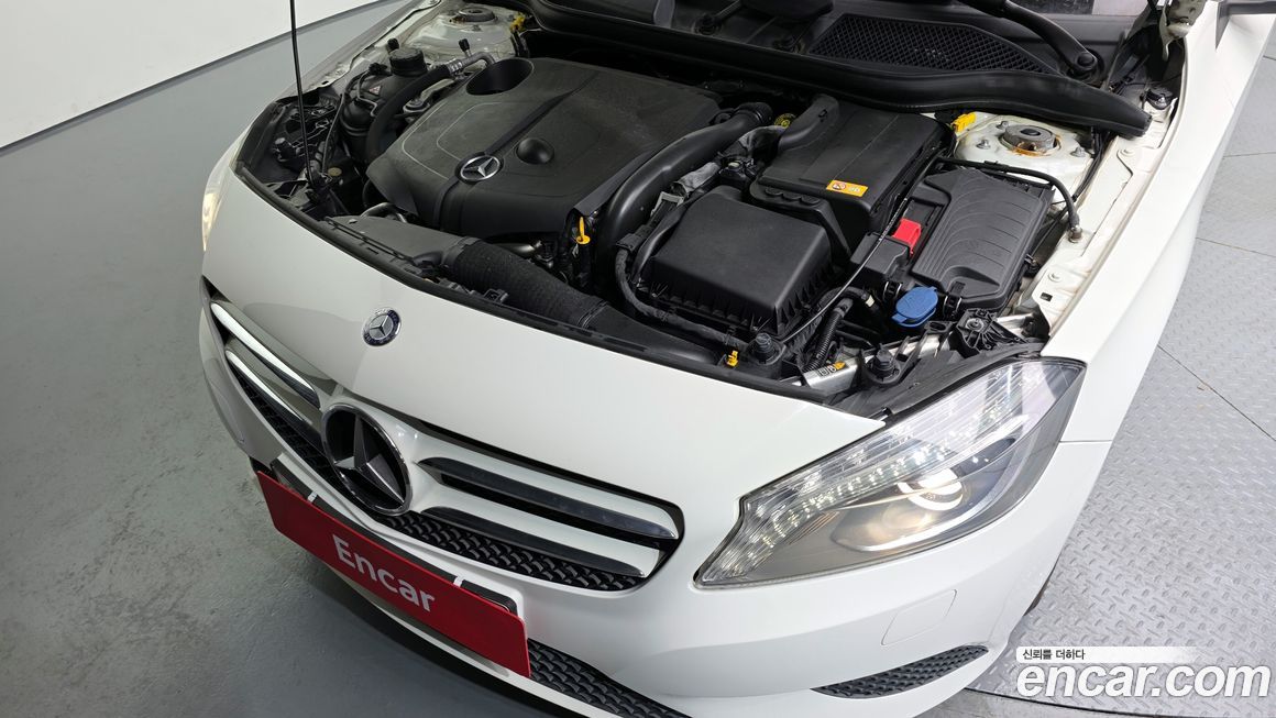 Mercedes-Benz A-Class 2014