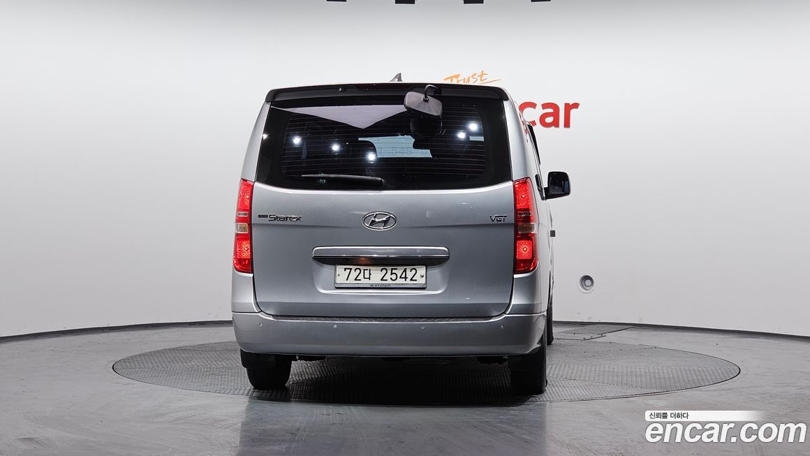Hyundai Starex 2015