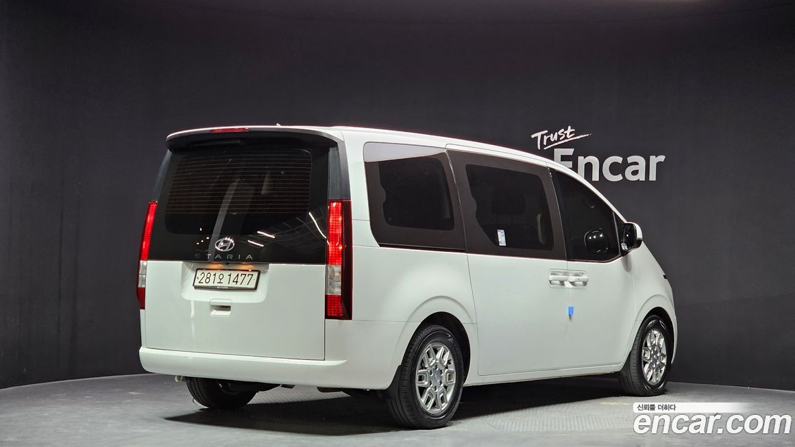 Hyundai Staria 2023