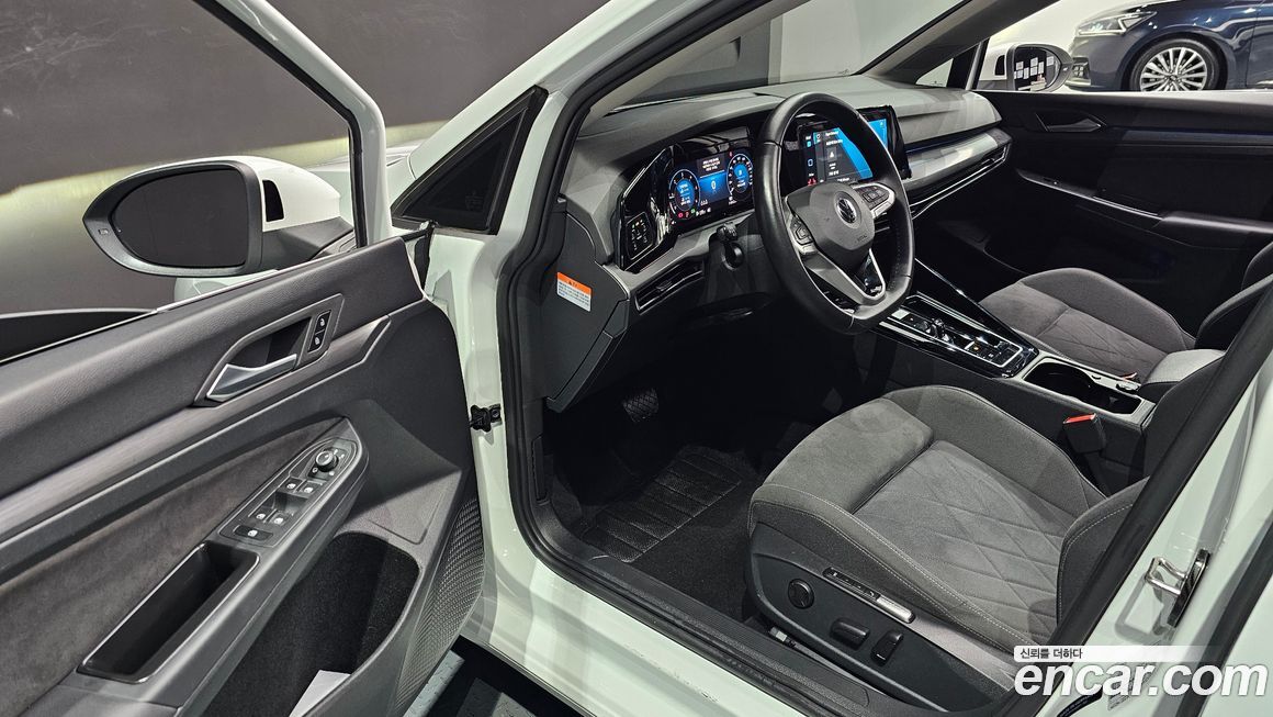 Volkswagen Golf 2023