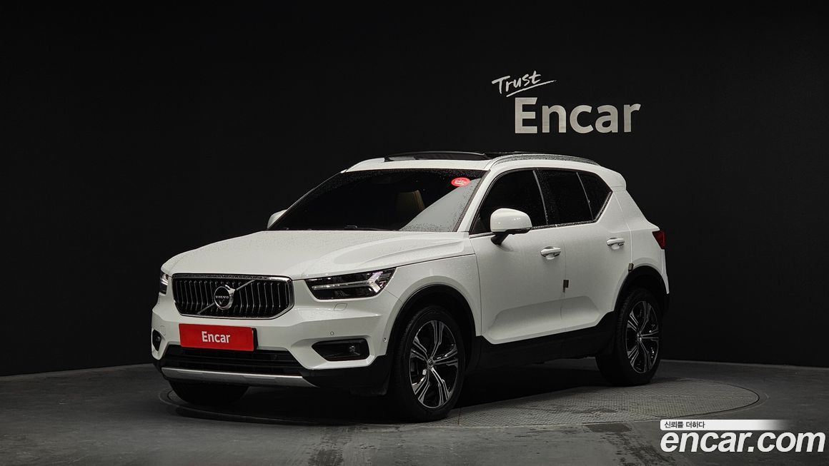 Volvo XC40 2021