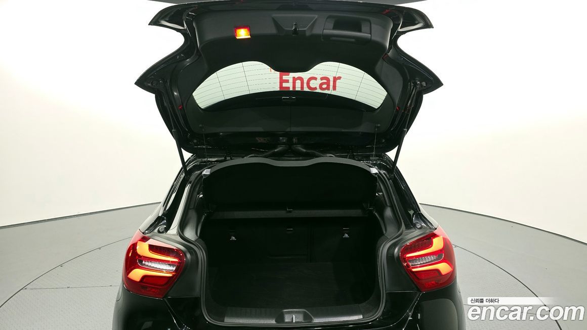 Mercedes-Benz A-Class 2018