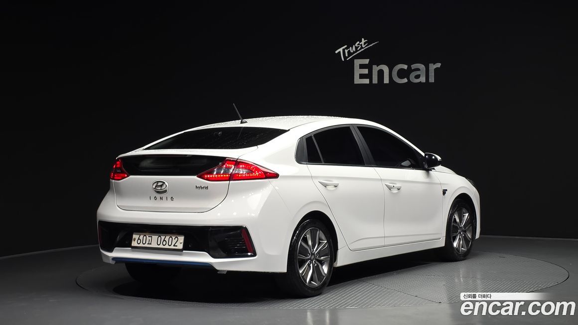 Hyundai Ioniq 2016