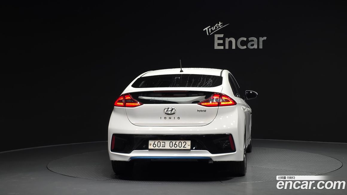 Hyundai Ioniq 2016