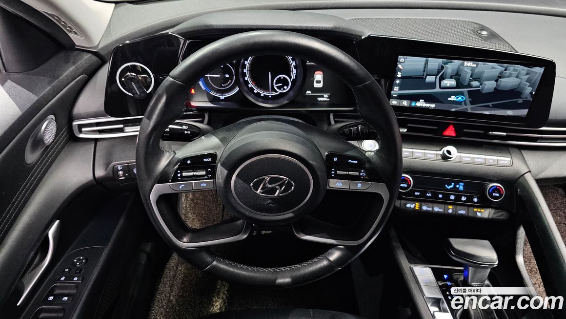 Hyundai AVANTE 2022