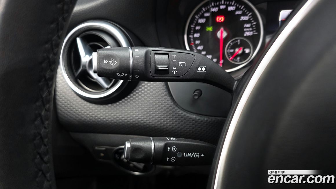 Mercedes-Benz A-Class 2018