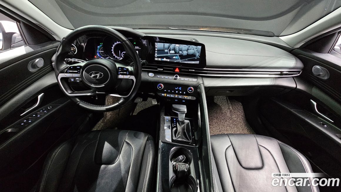 Hyundai AVANTE 2022