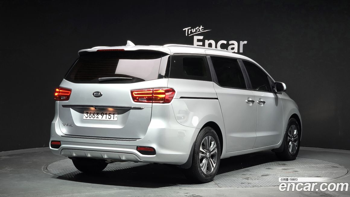 Kia Canival 2019