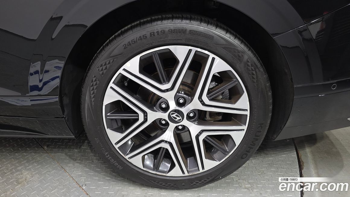 Hyundai Grandeur 2024