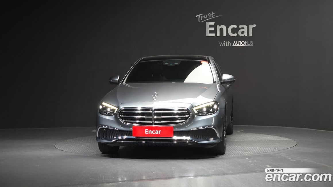 Mercedes-Benz E-Class 2021