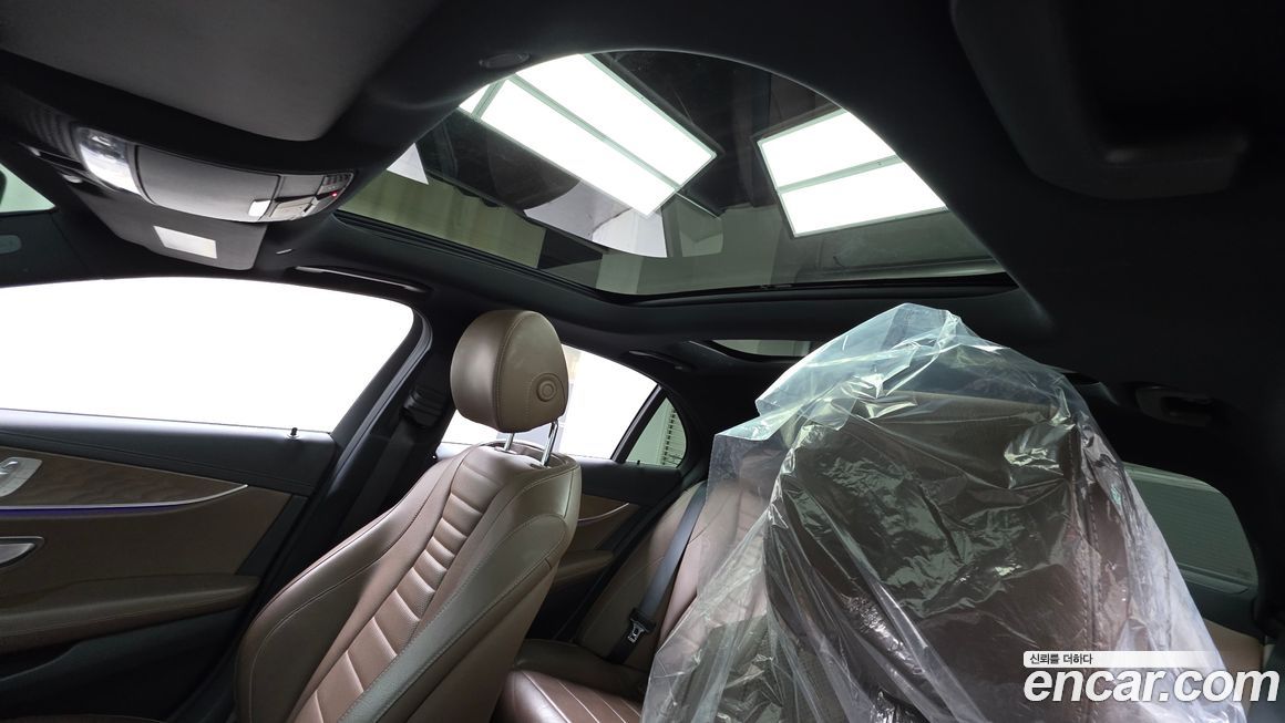 Mercedes-Benz E-Class 2021