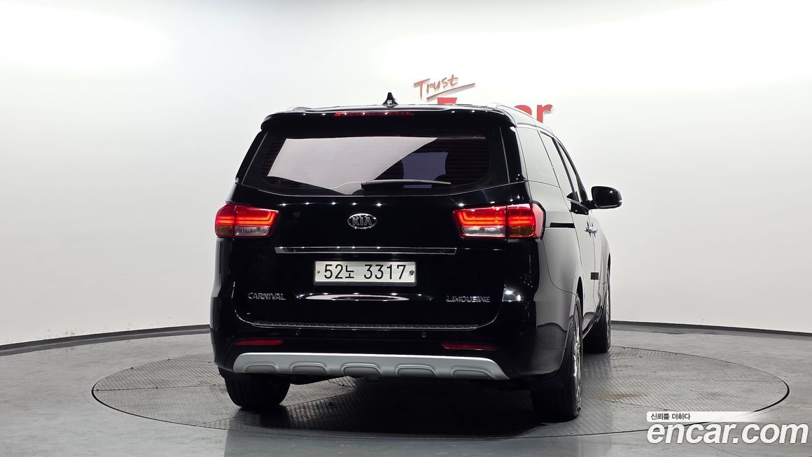 Kia Canival 2018