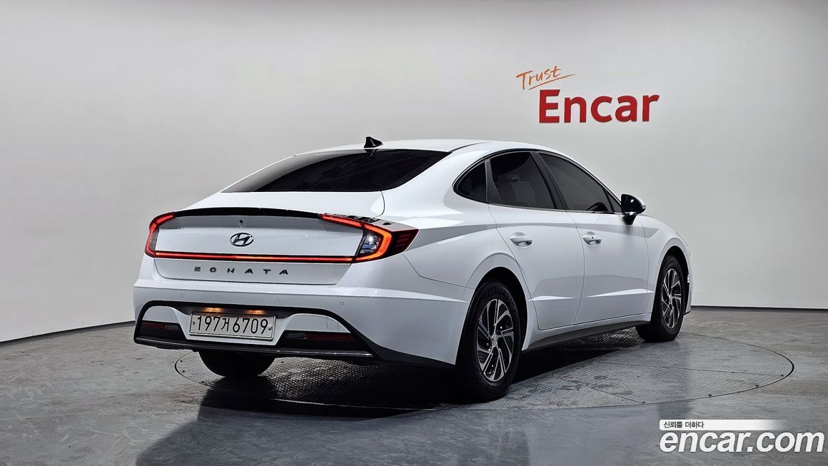 Hyundai Sonata 2022