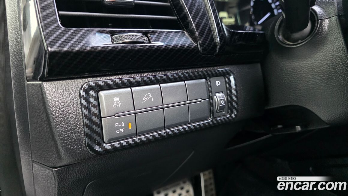 KG_Mobility_Ssangyong Rexton 2018