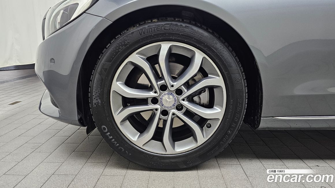 Mercedes-Benz C-Class 2017