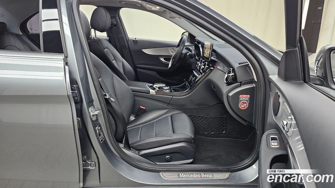 Mercedes-Benz C-Class 2017