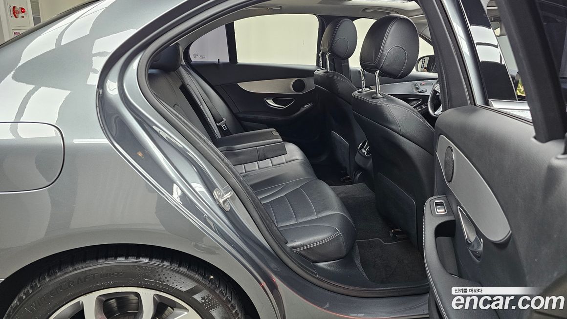 Mercedes-Benz C-Class 2017