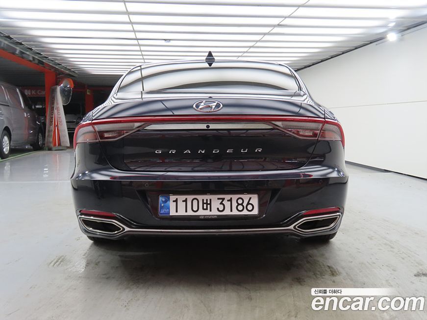 Hyundai Grandeur 2021