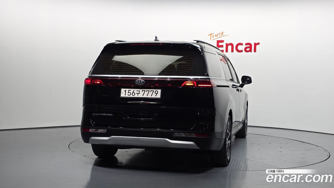 Kia Canival 2021