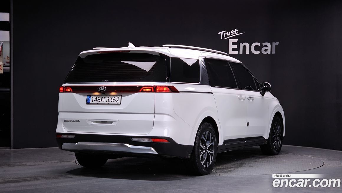 Kia Canival 2021