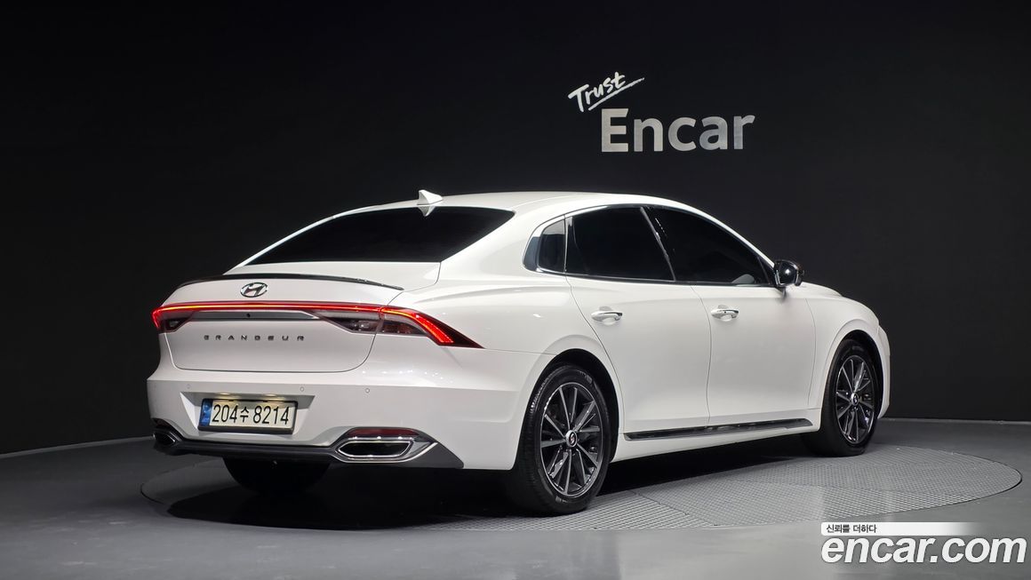 Hyundai Grandeur 2022