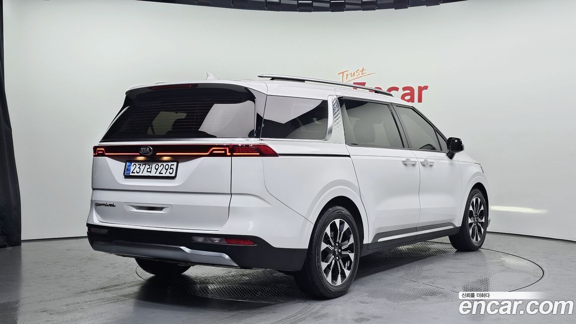 Kia Canival 2021