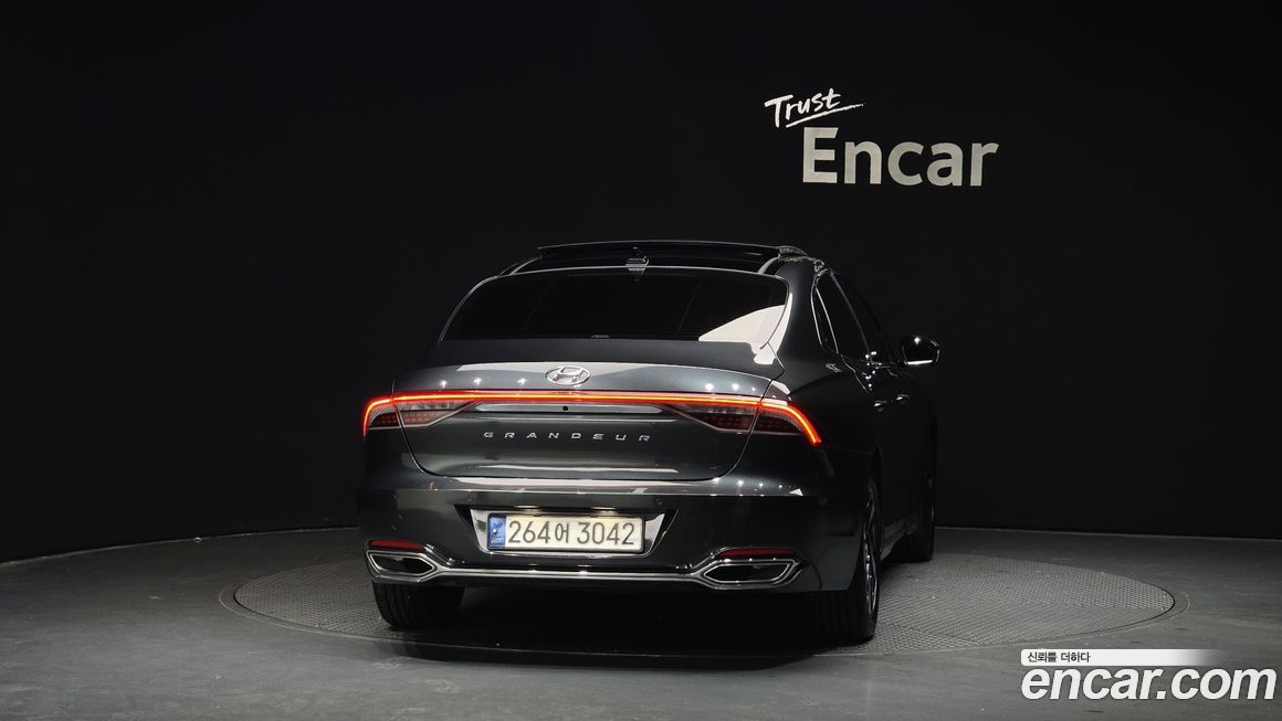 Hyundai Grandeur 2022