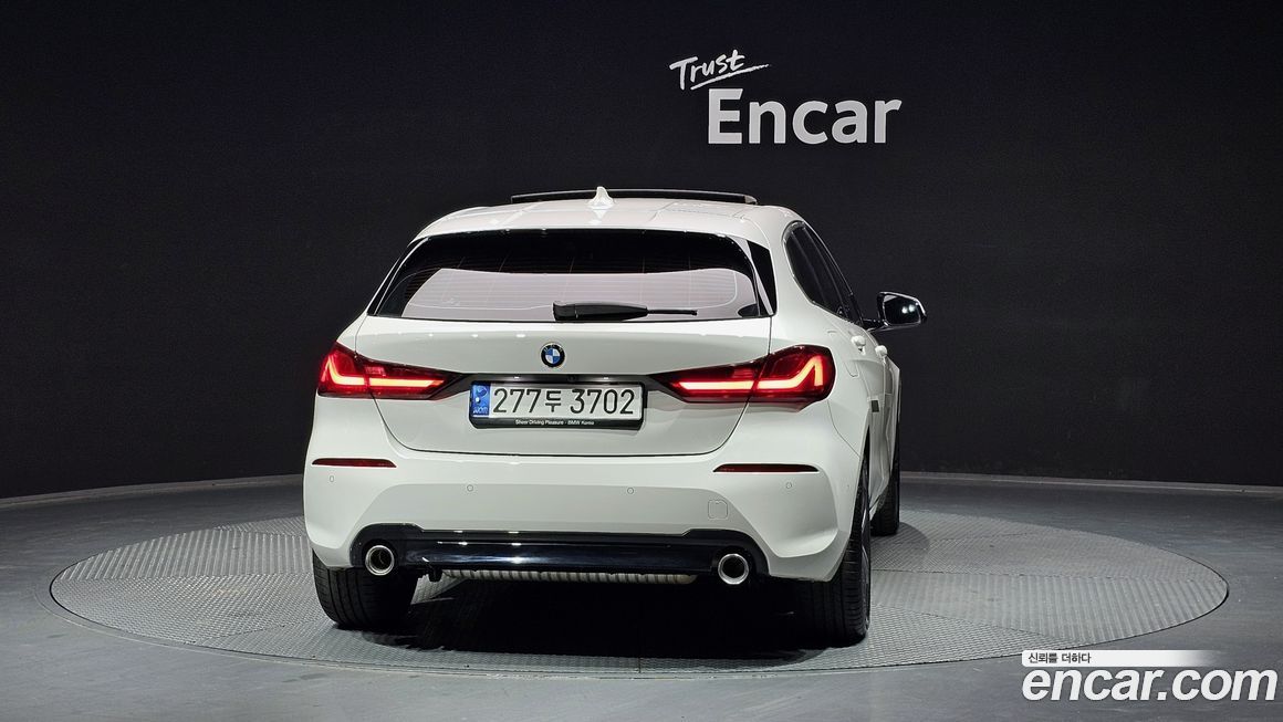 BMW 1-Series 2021