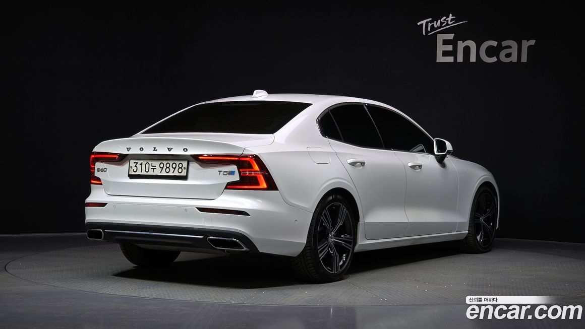 Volvo S60 2020