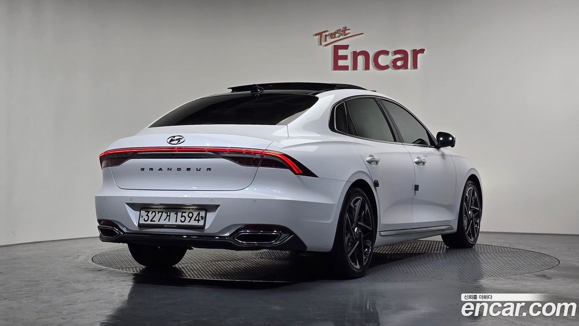 Hyundai Grandeur 2020