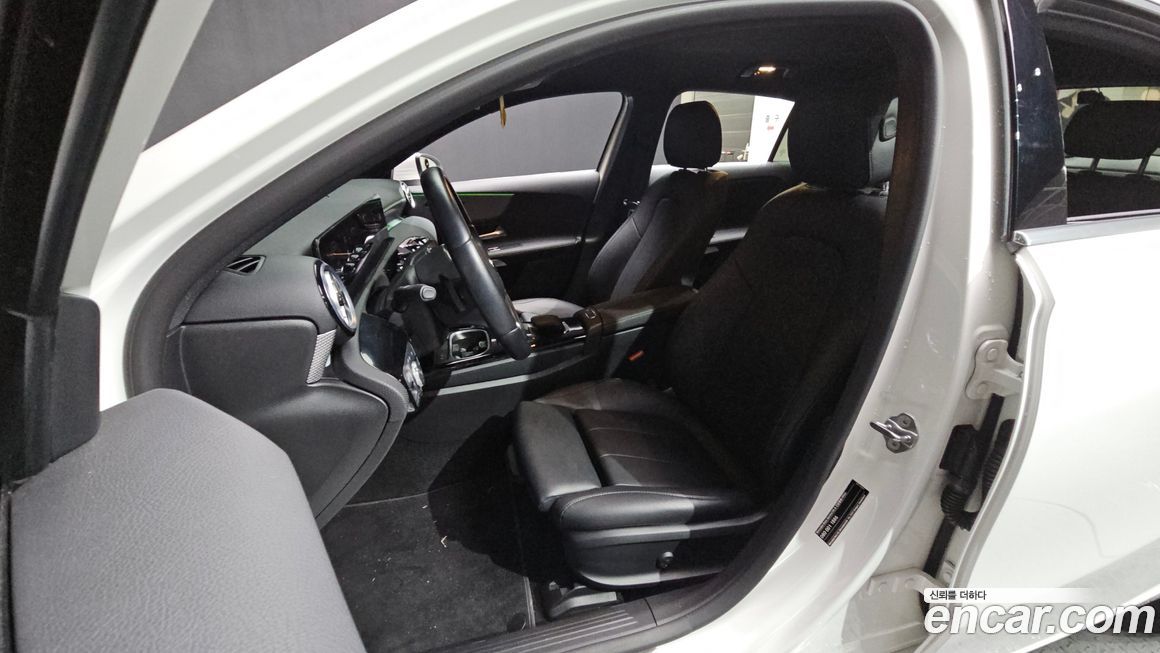 Mercedes-Benz A-Class 2023