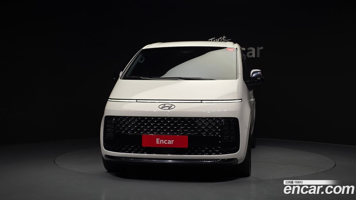 Hyundai Staria 2023