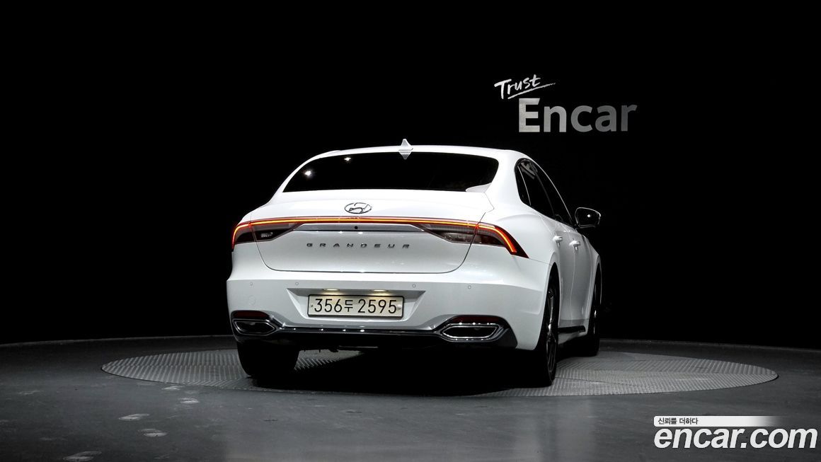 Hyundai Grandeur 2022