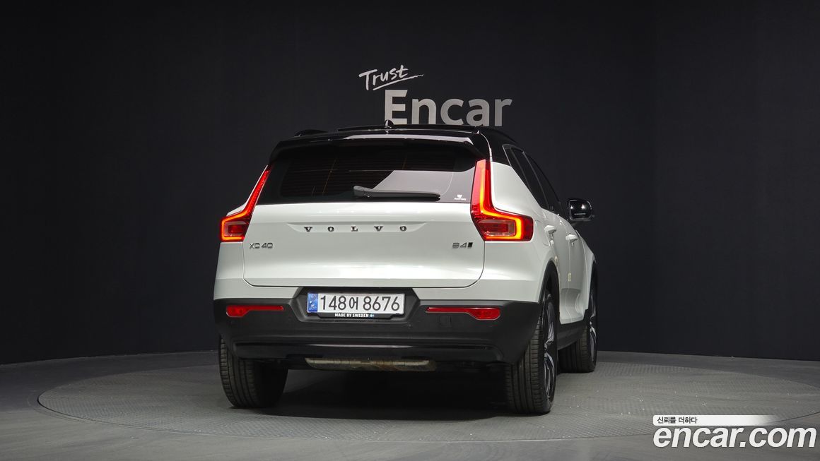 Volvo XC40 2021