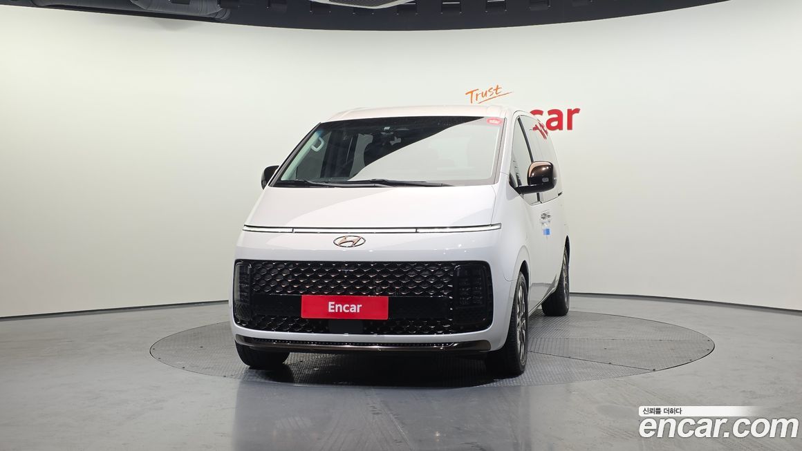 Hyundai Staria 2023
