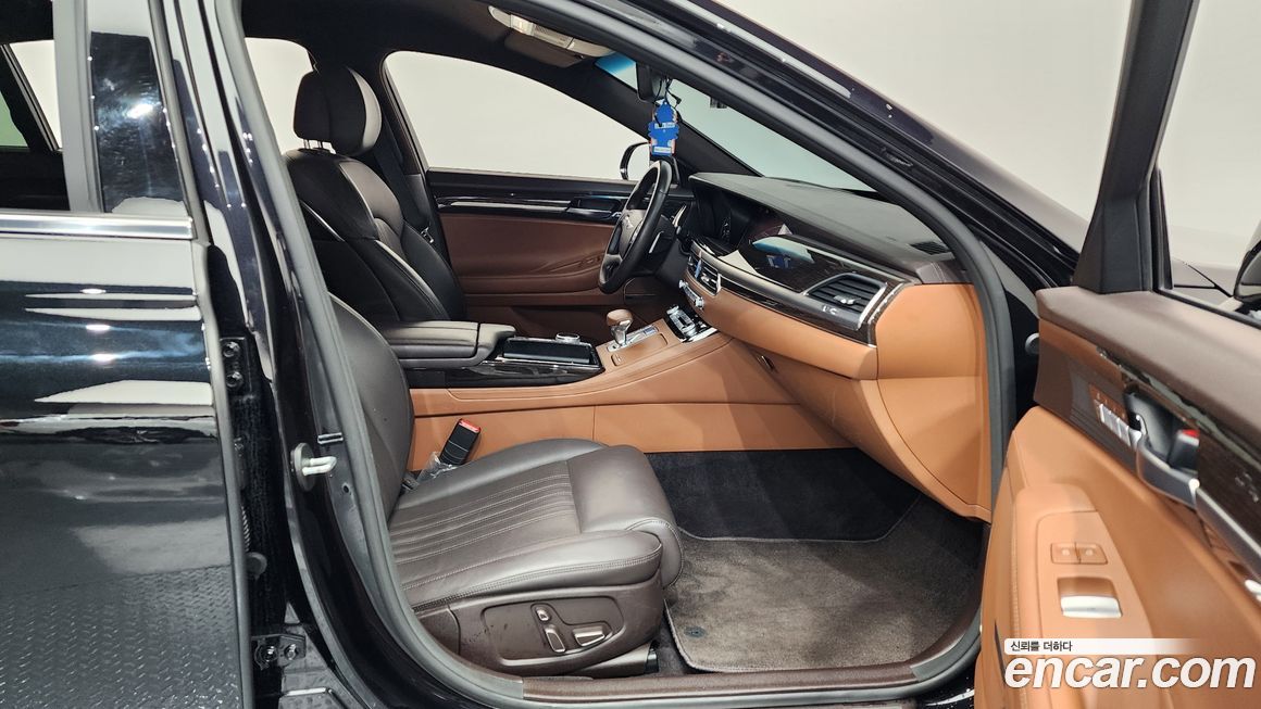 Genesis G90 2021
