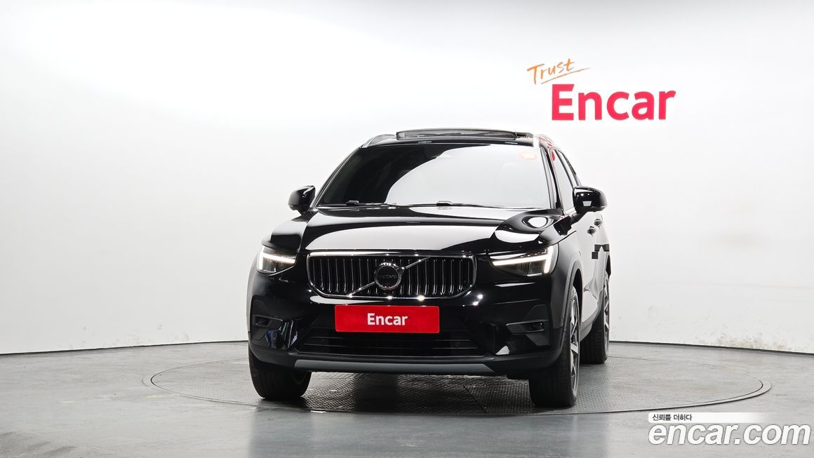 Volvo XC40 2023