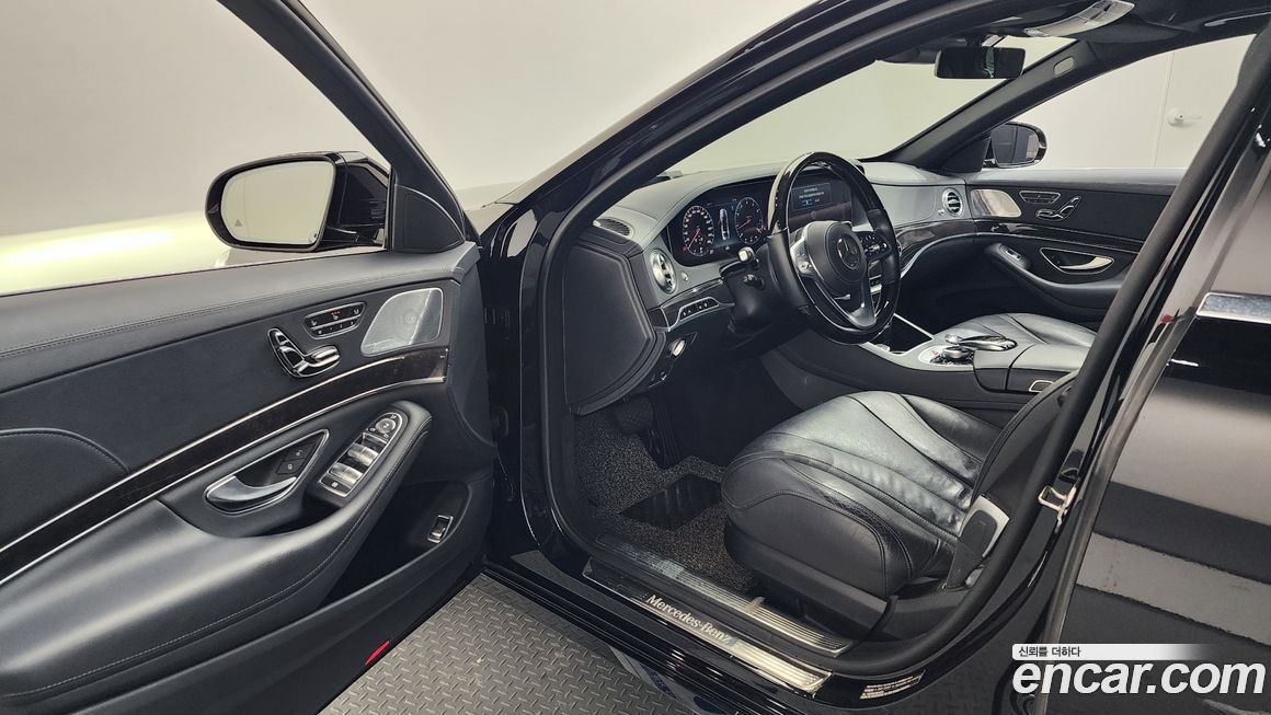 Mercedes-Benz S-Class 2019